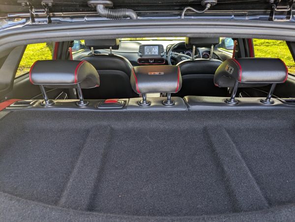 HYUNDAI KONA PREMIUM TOP SPEC 370811471