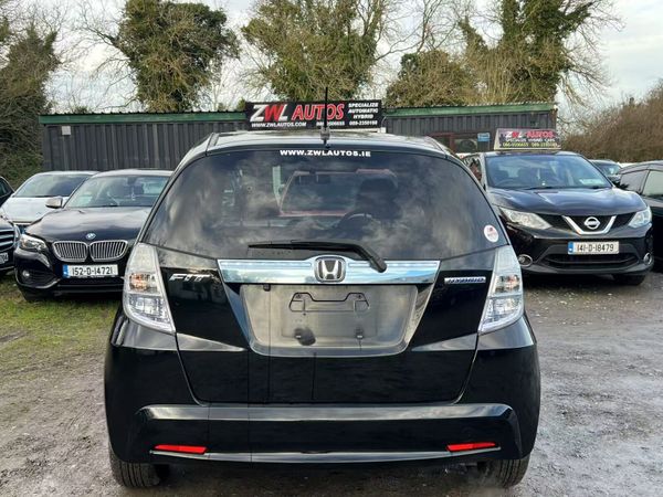 11 Honda Fit Hybrid 370812776