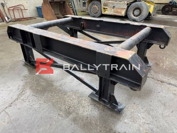 Work Benches 370825888