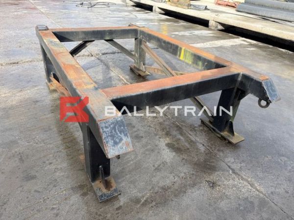 Work Benches 370825880