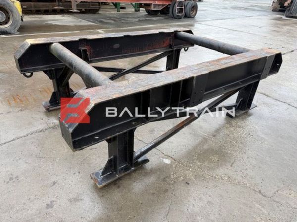 Work Benches 370825894