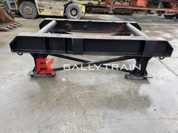 Work Benches 370825895