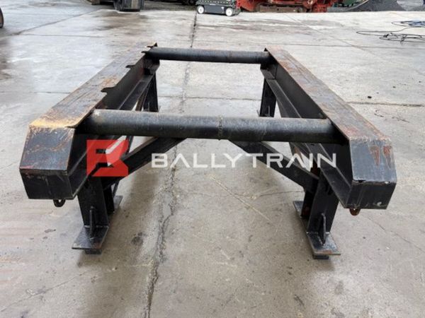 Work Benches 370825893