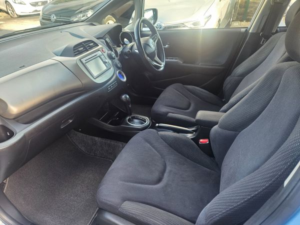 2012 Honda Fit Hybrid Automatic 370820364