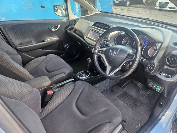 2012 Honda Fit Hybrid Automatic 370820365