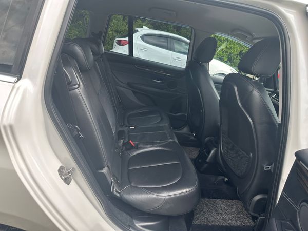 BMW 2-SERIES 2015  67K MILES 7 SEATER WITH CARPLAY 370820378