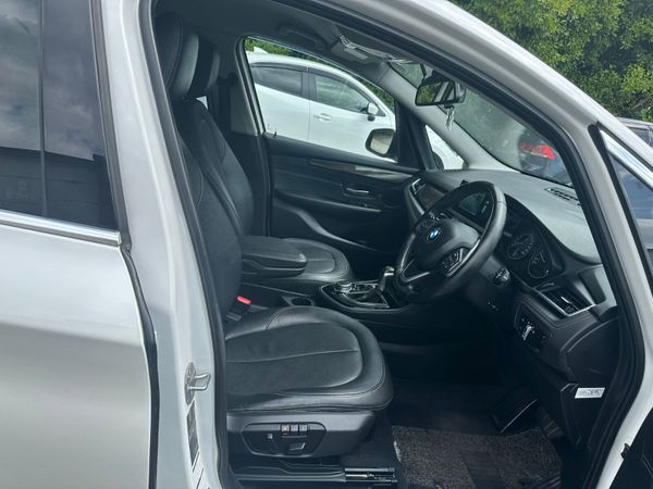 BMW 2-SERIES 2015  67K MILES 7 SEATER WITH CARPLAY 370820390