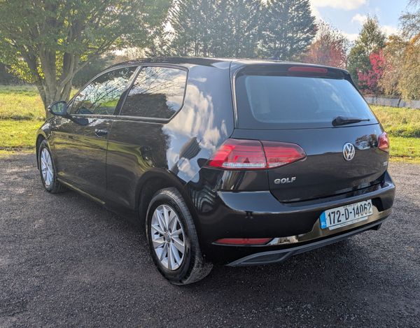 Volkswagen Golf Trendline 2017 370823513