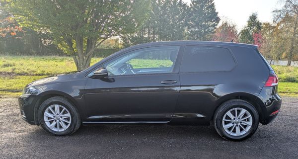 Volkswagen Golf Trendline 2017 370823520