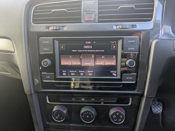 Volkswagen Golf Trendline 2017 370823576