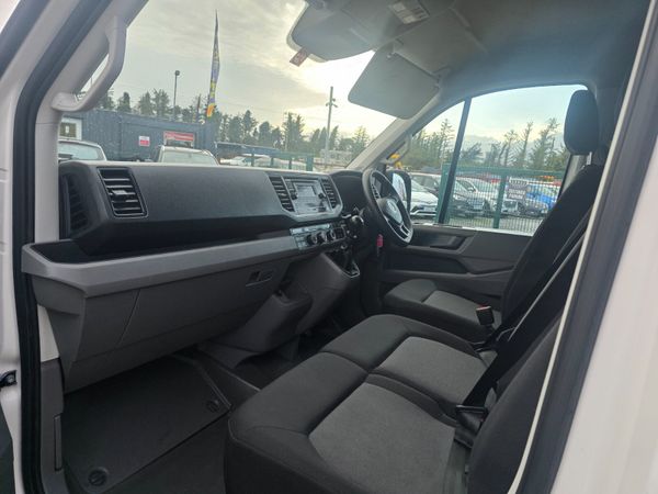 Volkswagen Crafter 2020 370834329