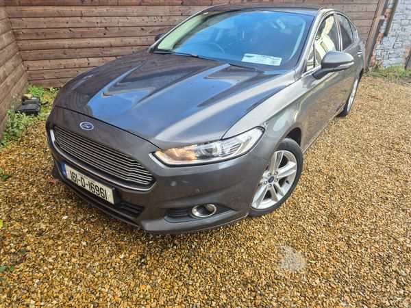 Ford Mondeo 2016 Zetec 370835590