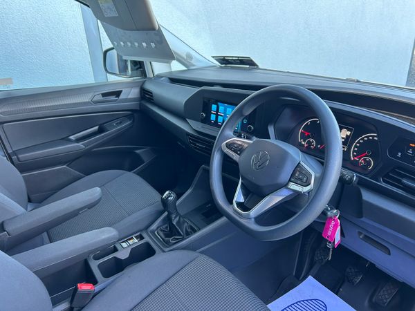 2022 Volkswagen Caddy only 59'000 kms 370838913