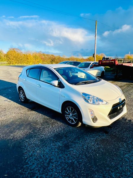 TOYOTA AQUA (2017) 1.5L AUTOMATIC LOW 370839649