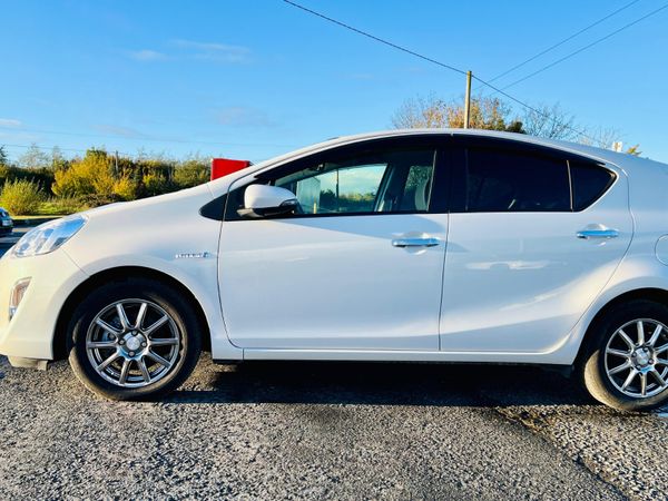 TOYOTA AQUA (2017) 1.5L AUTOMATIC LOW 370839658