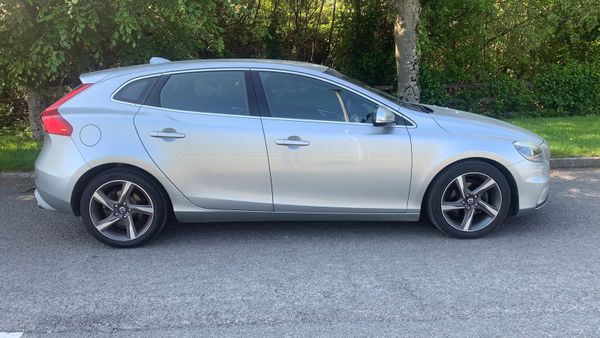 2013 Volvo V40 Estate R-DEDIGN ! 370854638