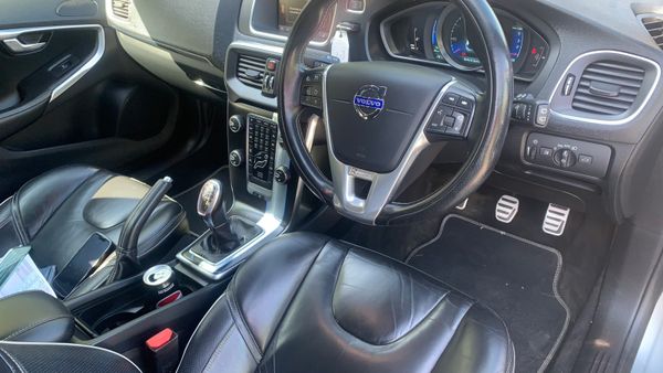 2013 Volvo V40 Estate R-DEDIGN ! 370854647