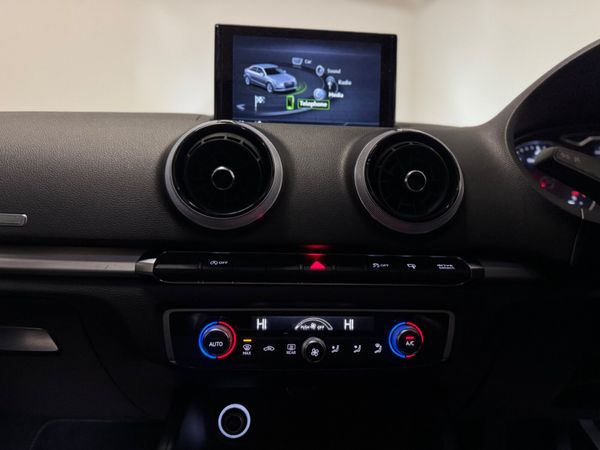 2017 AUDI A3 2.0 TDI SLINE 370859537