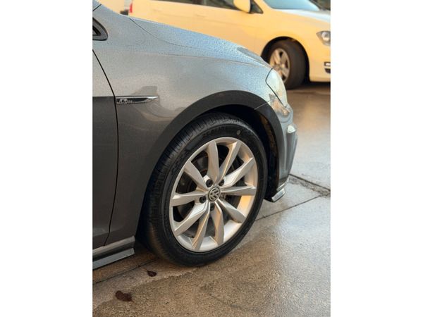 Volkswagen Golf R-LINE 1.6 TDI MANUAL 5SPEED 5DR 1 370867073