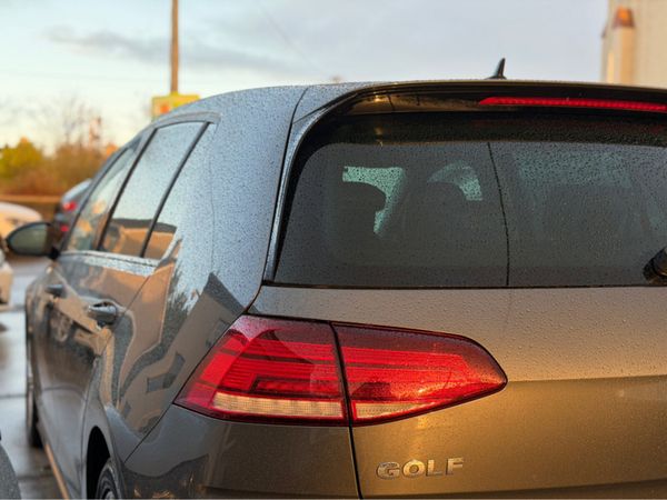 Volkswagen Golf R-LINE 1.6 TDI MANUAL 5SPEED 5DR 1 370867081