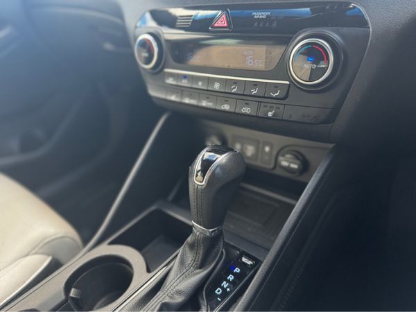 Hyundai Tucson IX35 2WD EXECUTIVE PLUS DCT 5DR AUT 370868527