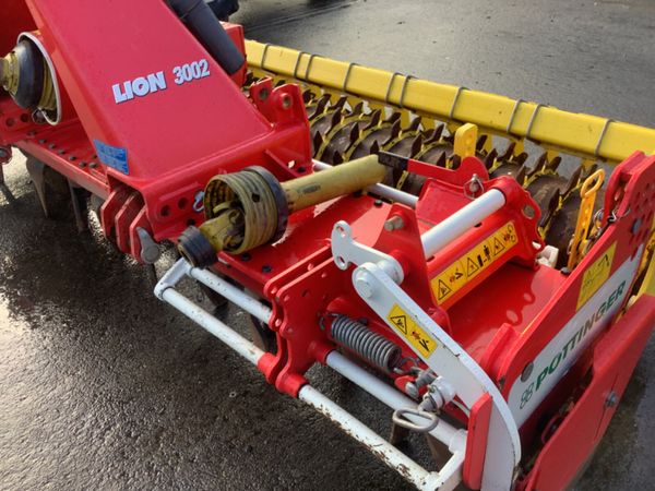 2023 Pottinger Lion 3 metre power Harrow 370861982