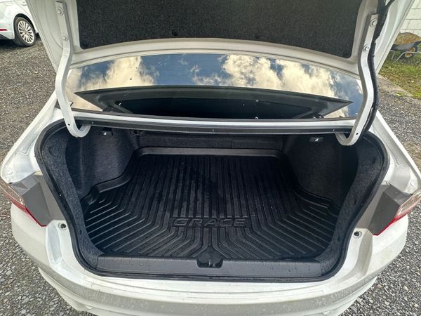 HONDA GRACE/CIVIC 2018 1.5 HYBRID TOPSPECS 370886005