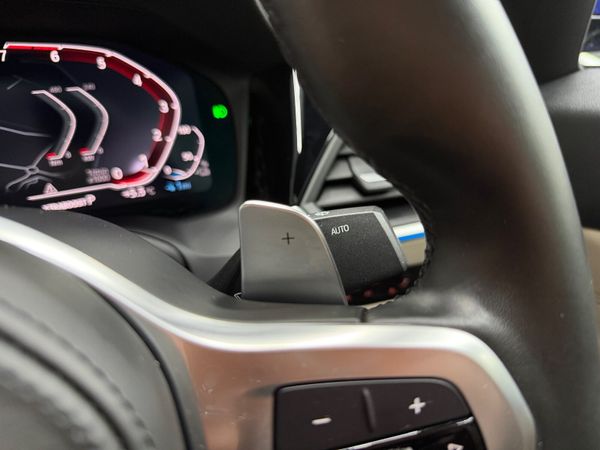 2021 BMW 330E M-SPORT / M PERFORMANCE 370886154