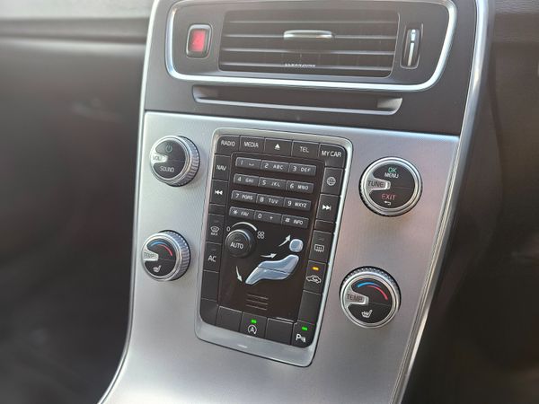 VOLVO V60 D4 190 BHP SE +LEATHER ESTATE 370889062