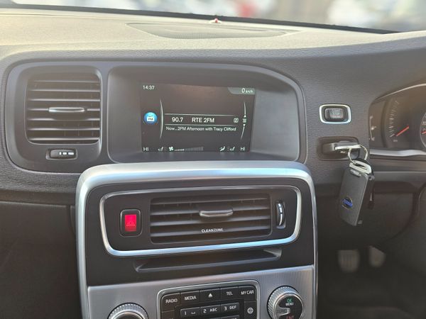 VOLVO V60 D4 190 BHP SE +LEATHER ESTATE 370889072