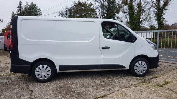 Renault Trafic 192D SWB 90KM HI SPECK VAT INVOICE 370880263