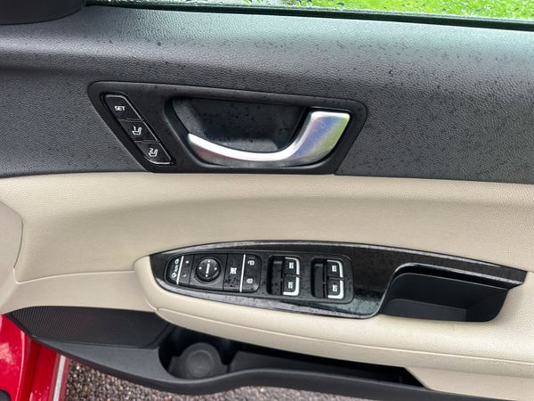 Kia Optima PLATINUM ( top spec ) 370880809