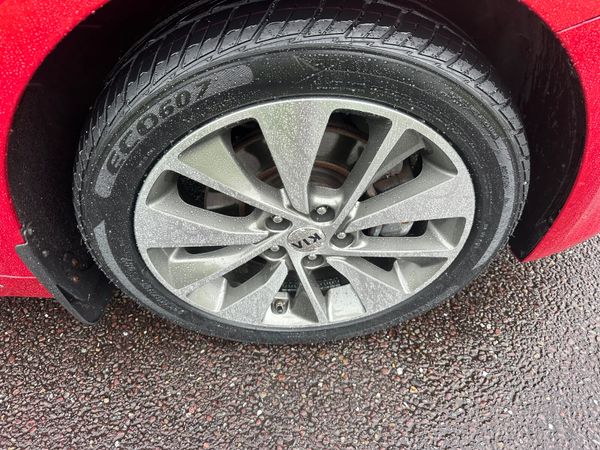 Kia Optima PLATINUM ( top spec ) 370880803