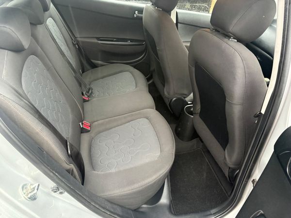 2011 Hyundai i20 NEW NCT 370898575