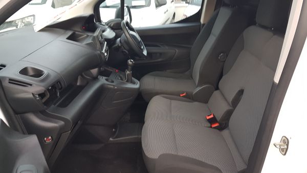 Peugeot Partner 2020 D MINT VAT INVOICE 370891964