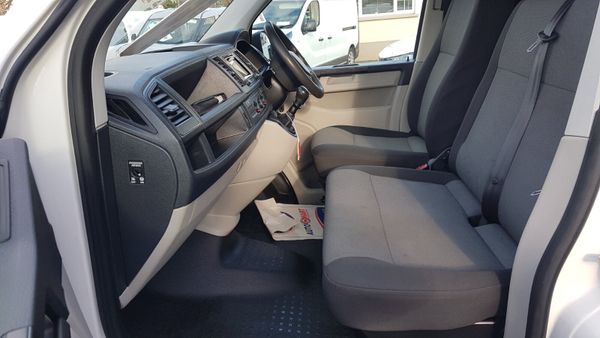 Volkswagen Transporter 2016 LWB MINT NO VAT 370892997