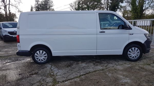 Volkswagen Transporter 2016 LWB MINT NO VAT 370892999