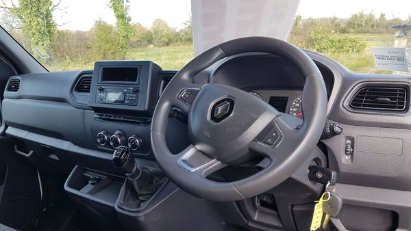 Renault Master 201D LWB 130KM AS NEW VAT INVOICE 370893625