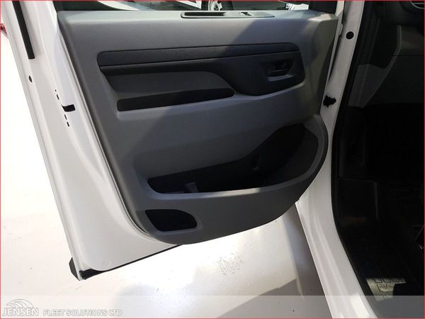 Peugeot Expert Professional STD 1.5 HDI 120hp ( 1 370907665