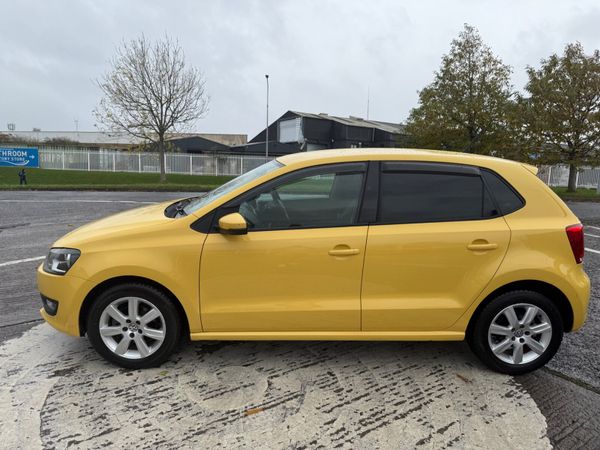 Volkswagen Polo 2011 Auto huge spec 370915005