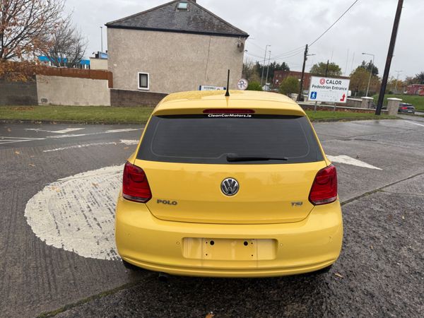 Volkswagen Polo 2011 Auto huge spec 370915006
