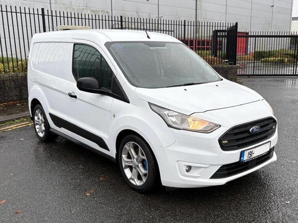 2019 Connect SWB Trend  3 Seater 370918060