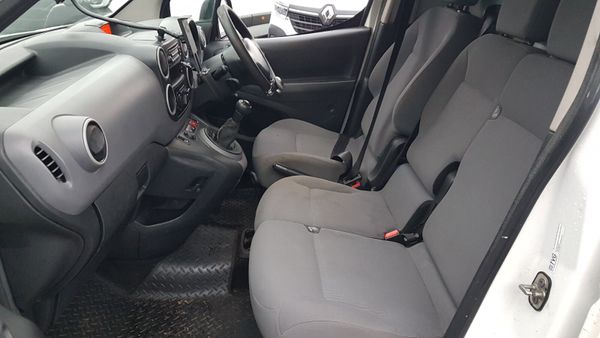 PEUGEOT PARTNER 2016 3 SEATER CLEAN 370912963
