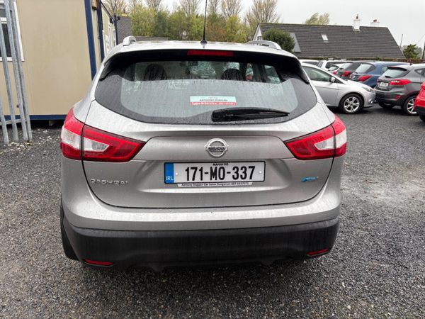 2017 Nissan Qashqai 1.5dci SV 370929311