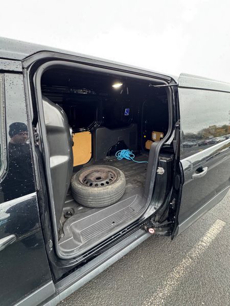 Ford Transit 2018 370951669