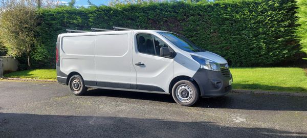 Opel Vivaro 2019 370995504