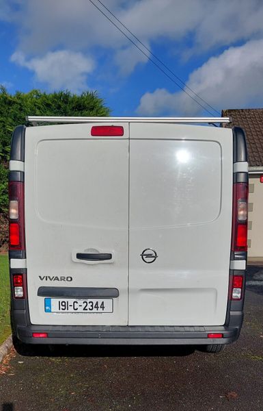Opel Vivaro 2019 370995547