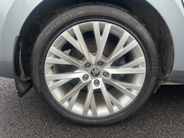 2021 Skoda Superb SE Technology 1.6 TDI 370998469