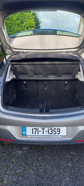 Opel Astra 2017 371006520