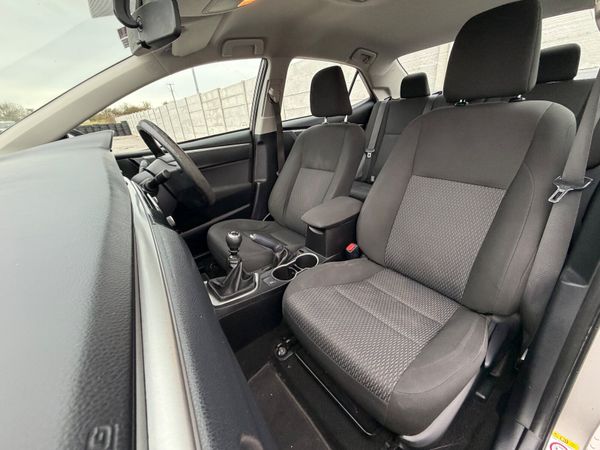 Toyota Corolla 1.4 D-4D Terra 371010180